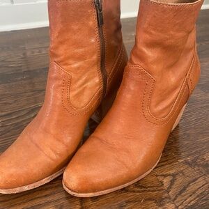 Frye Essa Bootie